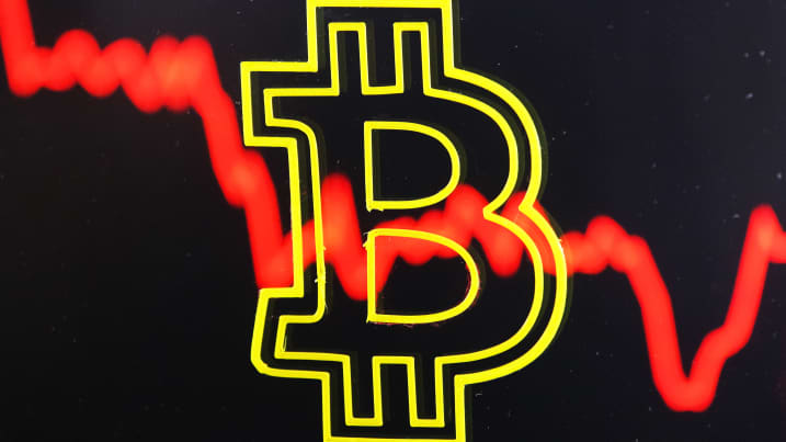 Bitcoin leo lên trên 32,000 USD khi thị trường tiền điện tử phục hồi sau đợt bán tháo Bitcoin leo lên trên 32,000 USD khi thị trường tiền điện tử phục hồi sau đợt bán tháo