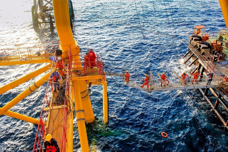 OPEC+ gặp khó trong việc tăng sản lượng, căng thẳng Biển Đen đẩy giá dầu tăng vọt OPEC+ gặp khó trong việc tăng sản lượng, căng thẳng Biển Đen đẩy giá dầu tăng vọt