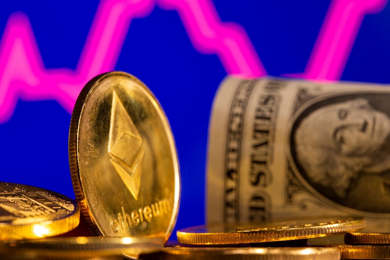 Ethereum (ETH) đứng đầu về sự sụt giảm trên thị trường tiền điện tử vào thứ Sáu sau sự chuyển đổi rất được mong đợi sang “stake ETH kiếm lời” được thực hiện thành công. Ethereum (ETH) đứng đầu về sự sụt giảm trên thị trường tiền điện tử vào thứ Sáu sau sự chuyển đổi rất được mong đợi sang “stake ETH kiếm lời” được thực hiện thành công.