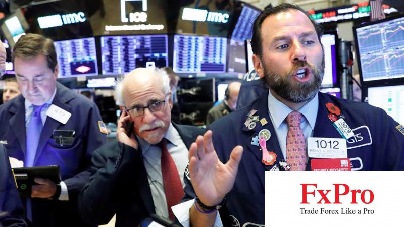Cập nhật thị trường chứng khoán Mỹ 14.12: Dow Jones tăng kỷ lục hơn 500 điểm, lần đầu tiên vượt ngưỡng 37,000 Cập nhật thị trường chứng khoán Mỹ 14.12: Dow Jones tăng kỷ lục hơn 500 điểm, lần đầu tiên vượt ngưỡng 37,000