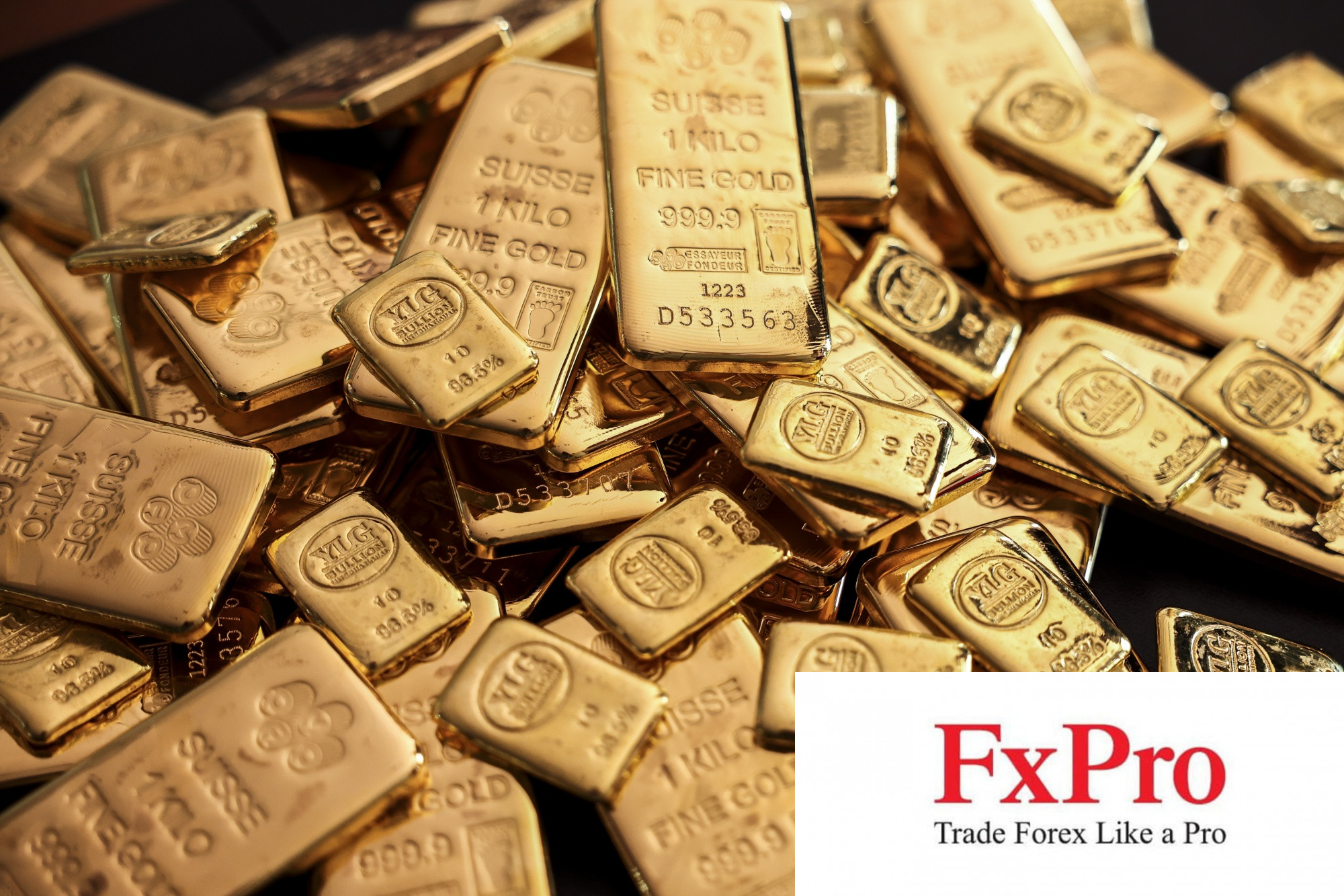 Vàng đạt đỉnh 2,300 USD/ounce sau tuyên bố của chủ tịch Fed Powell