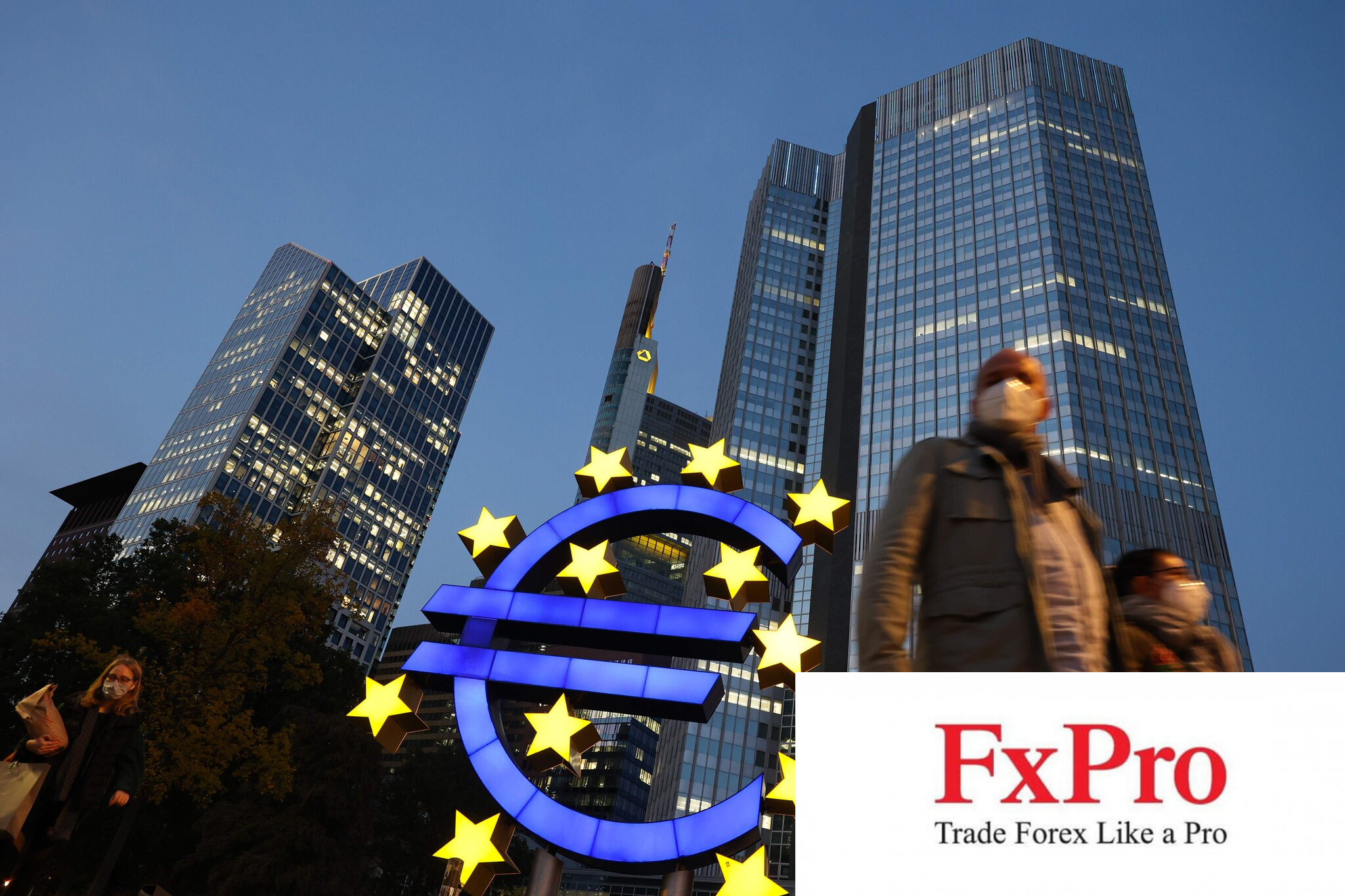 Thành viên Hội động Quản trị ECB: Nên cắt giảm lãi suất từng bước một