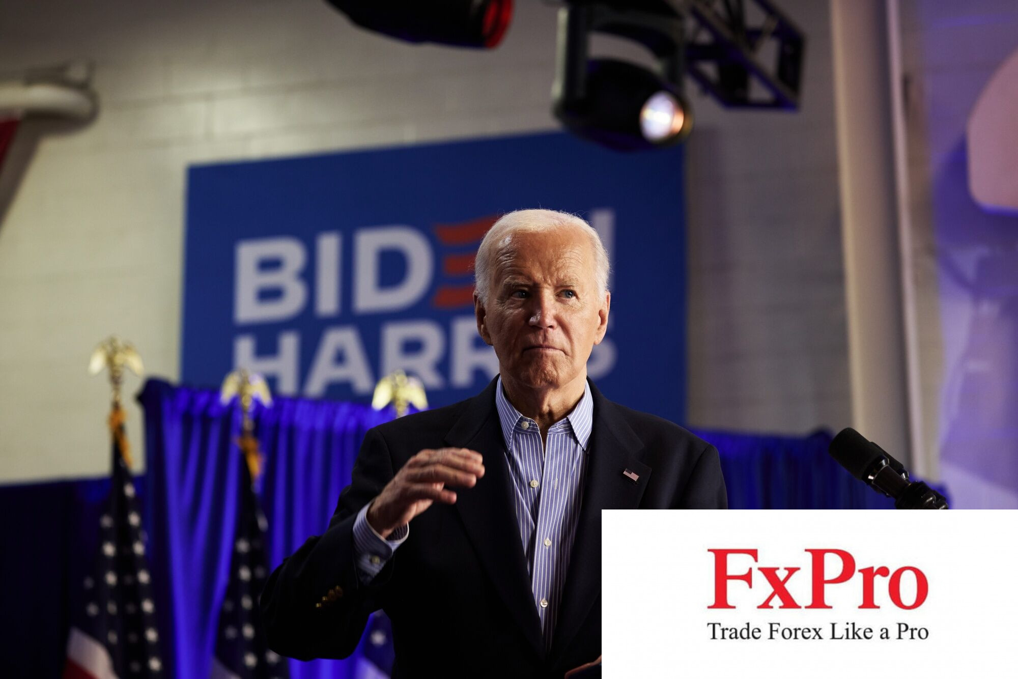Cuộc đua Nhà Trắng xoay chuyển: Biden nhường sân khấu, Harris trở thành niềm hy vọng mới của đảng Dân chủ Cuộc đua Nhà Trắng xoay chuyển: Biden nhường sân khấu, Harris trở thành niềm hy vọng mới của đảng Dân chủ