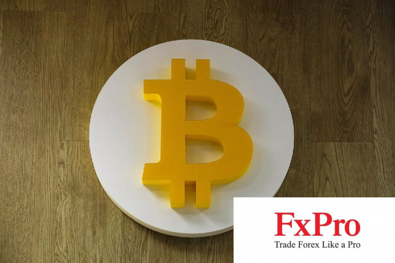 Bitcoin phá vỡ mọi kỷ lục, chinh phục đỉnh cao 81,000 USD sau chiến thắng áp đảo của Trump