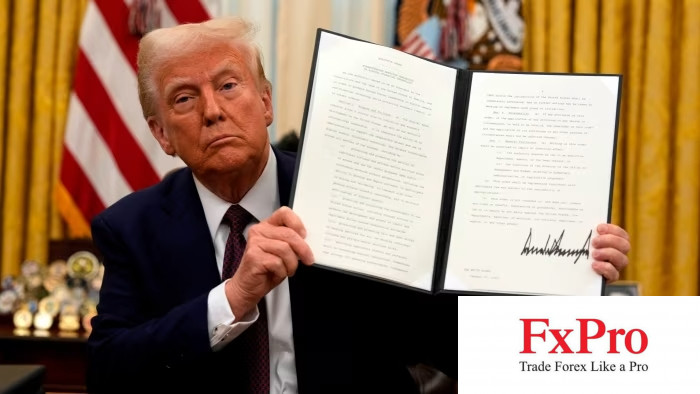 Donald Trump: Khởi đầu ấn tượng, tương lai bùng nổ? Donald Trump: Khởi đầu ấn tượng, tương lai bùng nổ?