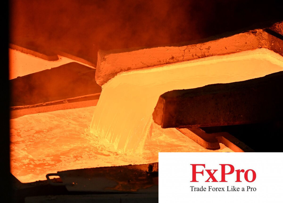 Giá kim loại điêu đứng khi rồng Trung Quốc "ngủ đông" và thuế quan Mỹ gây bão Giá kim loại điêu đứng khi rồng Trung Quốc "ngủ đông" và thuế quan Mỹ gây bão