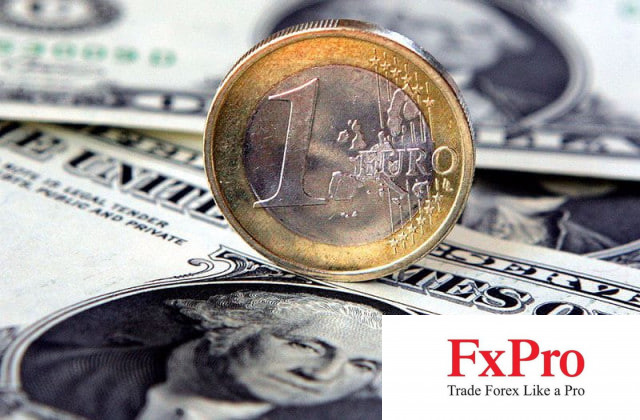 Đồng Euro bất ngờ hưởng lợi từ chính sách thuế quan của Trump
